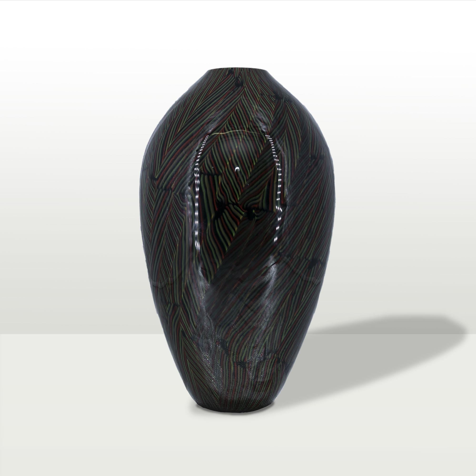 vaso a righe del maestro elio schiavon. Vetro di Murano. Made in Italy anni 60