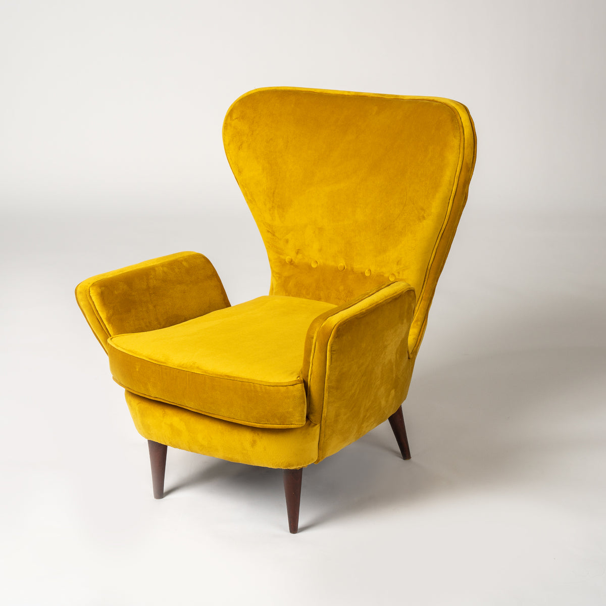 Divano e poltrona italiano anni '50/'60 in velluto senape - Mid Century Modern SALOTTINO ANNI 60 DIVANO & POLTRONA ITALIAN MANUFACTURER