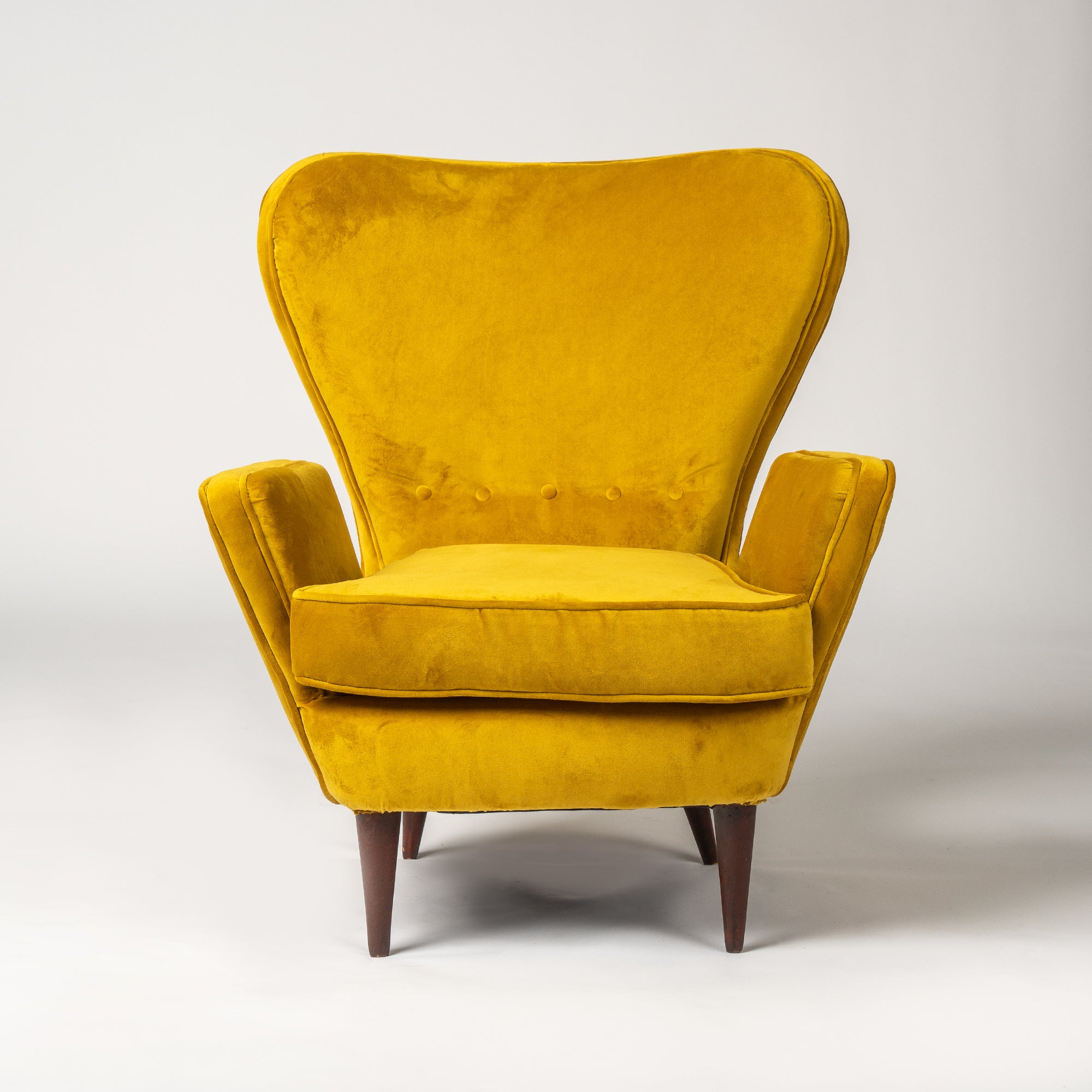 Divano e poltrona italiano anni '50/'60 in velluto senape - Mid Century Modern SALOTTINO ANNI 60 DIVANO & POLTRONA ITALIAN MANUFACTURER