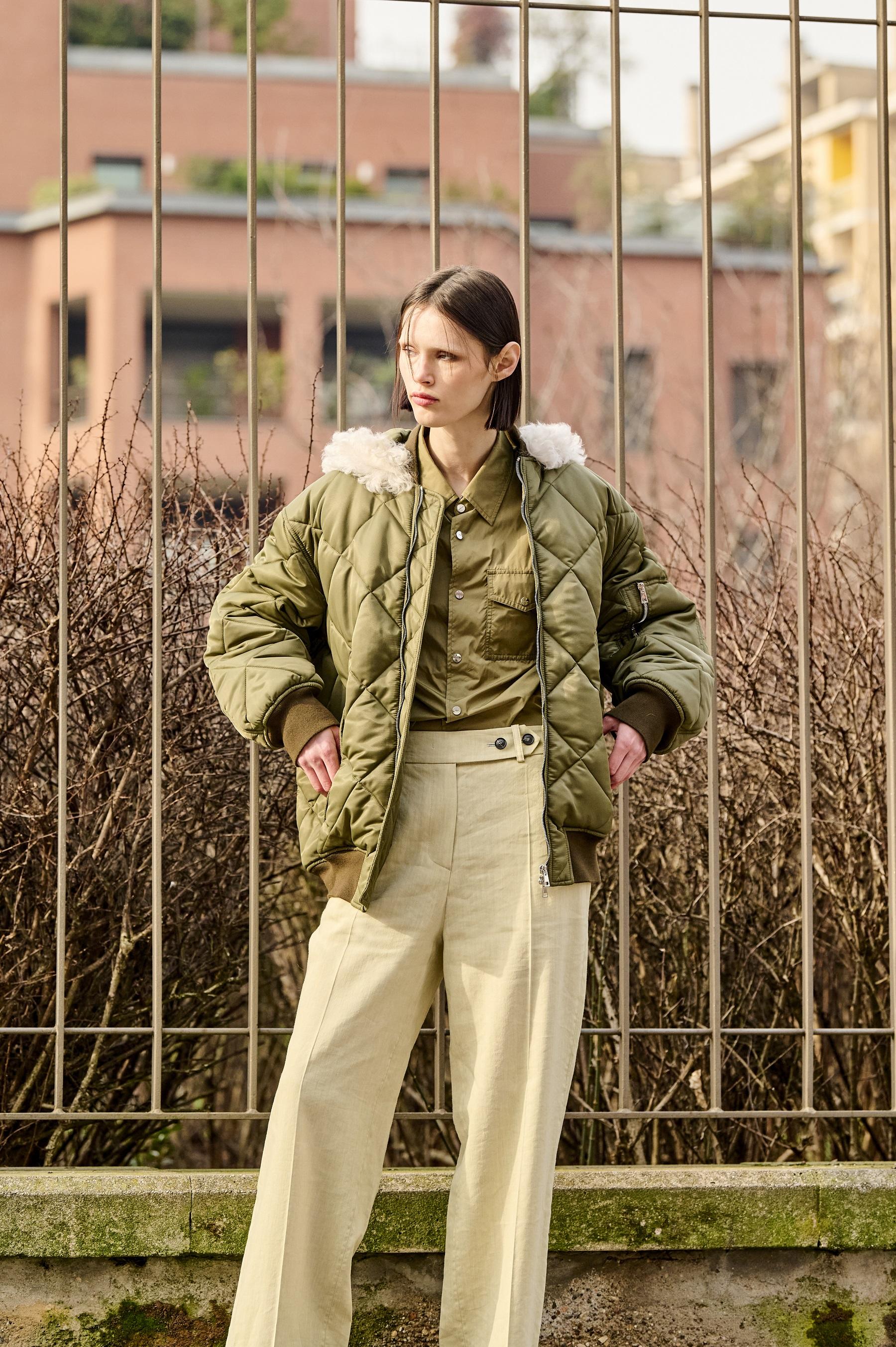 Bomber 24086-530 MILITARE/LATTE BLANCHA