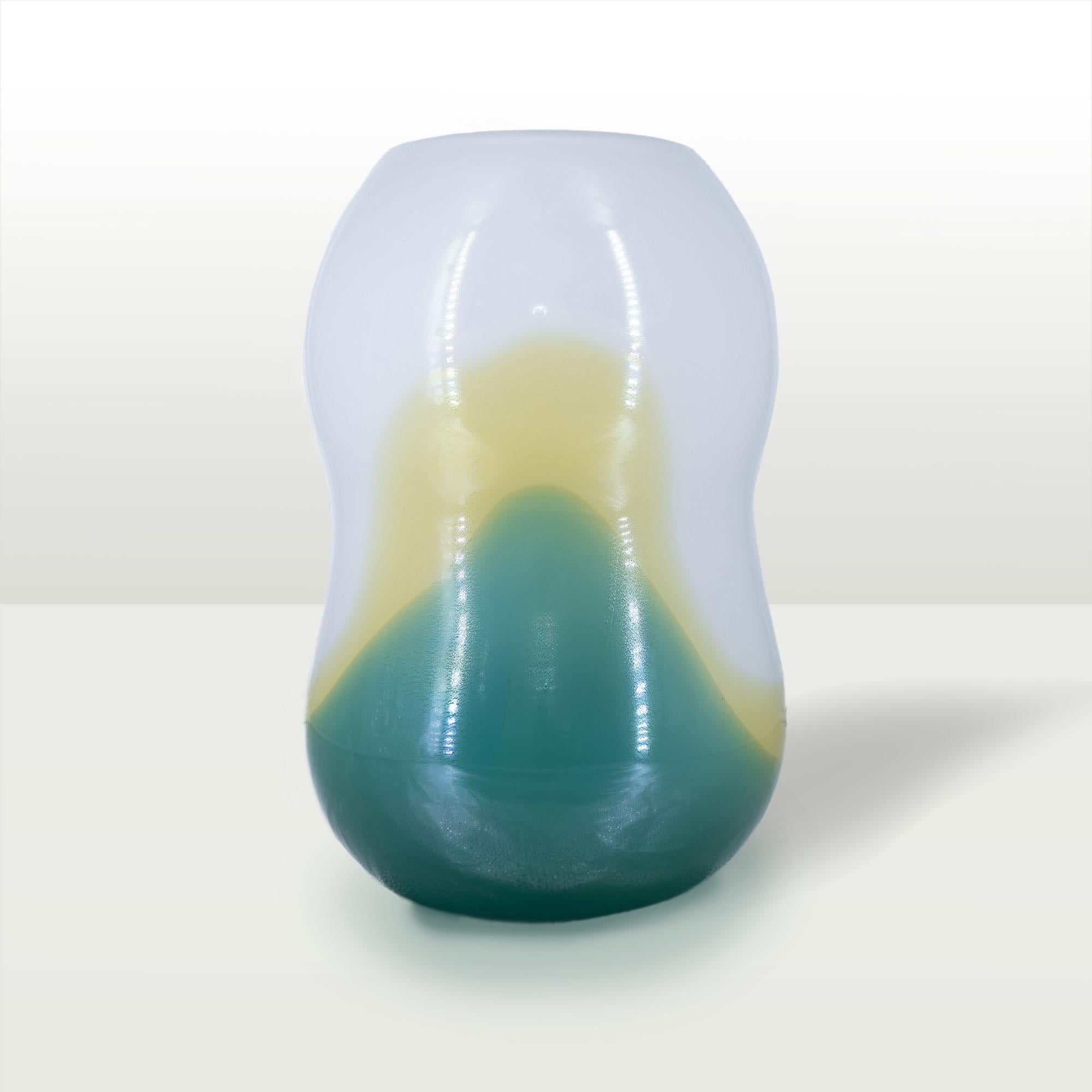 vaso in vetro con base bianca e macchia di colori differenti. anni 70 Made in Italy VASO MACCHIA ROCHE BOBOIS ROCHE BOBOIS
