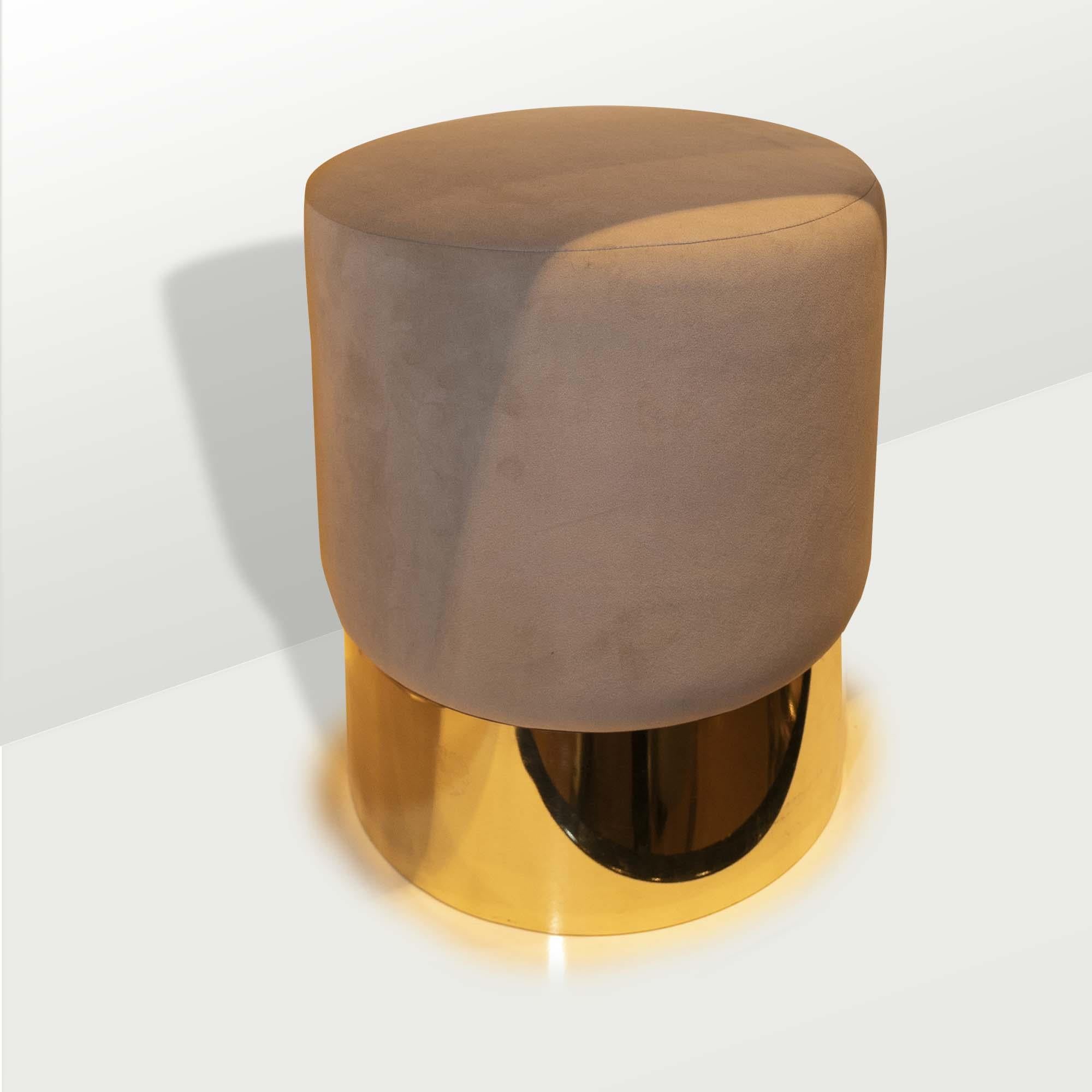 Pouf con base in ottone. Made in Italy produzione recente POUFF GRIGIO COPPIA Nardo Michela 